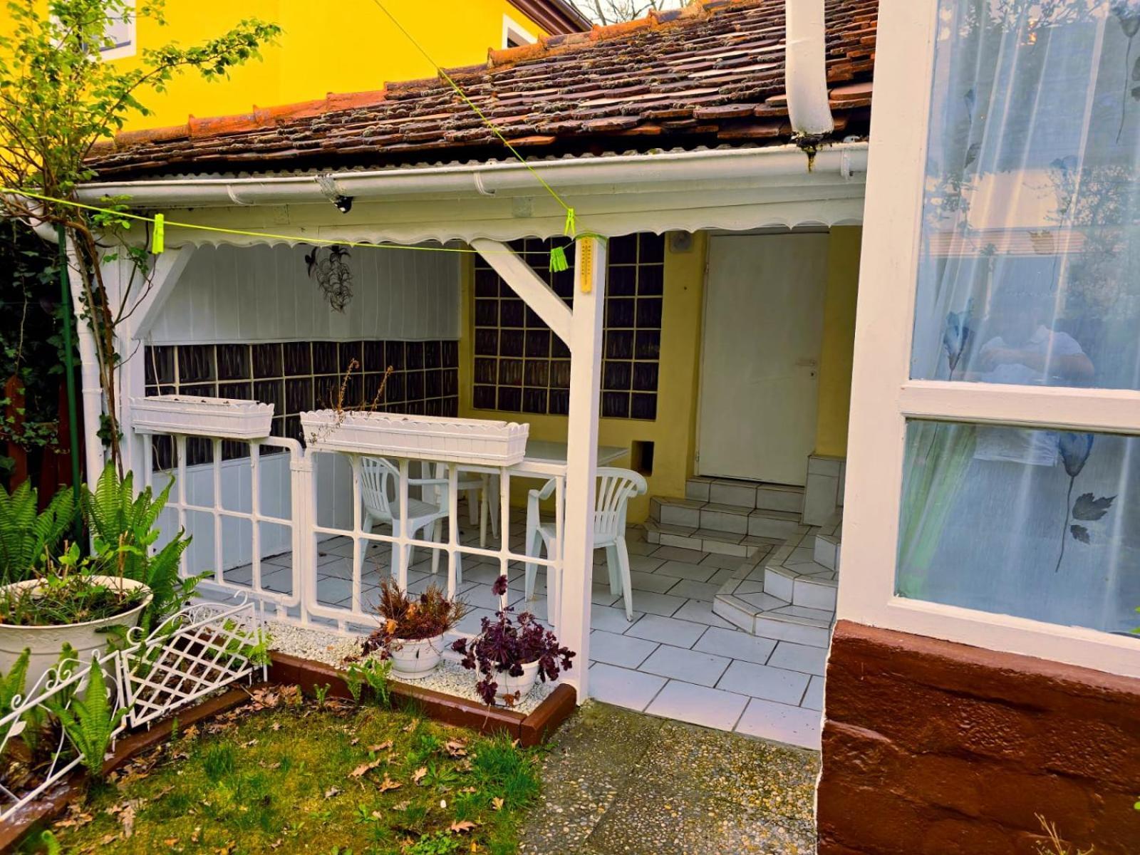 B&R Ferienhaus In Der Naehe Des Flughafens Núremberg Exterior foto